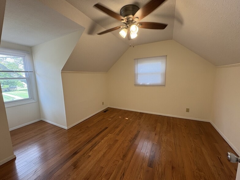 Upstairs Bedroom 2 - 1901 Kenny Ave