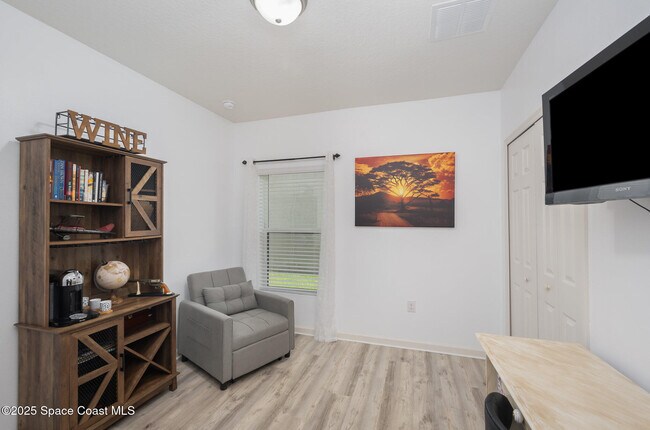 Building Photo - 4499 Alligator Flag Cir