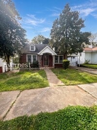 Building Photo - 856 N Cameron Ave