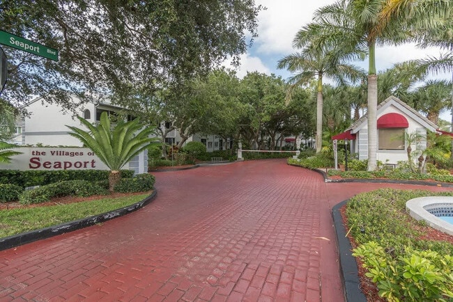 Building Photo - 516 Beach Park Ln