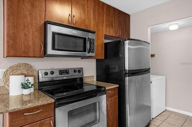 Building Photo - 11544 Westwood Blvd