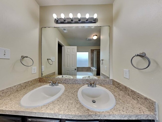 Building Photo - 3719 Iris Ridge Way