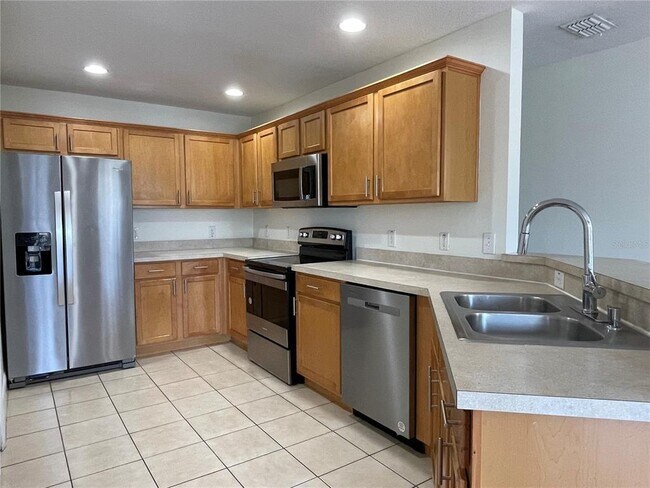 Building Photo - 3912 Pemberly Pines Cir