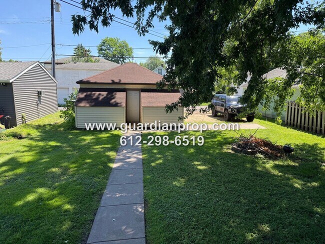Building Photo - 884-886 Cherokee Avenue