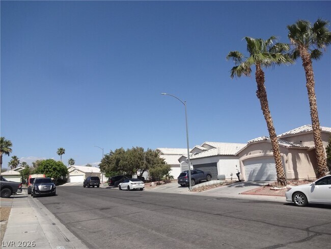 Building Photo - 1533 Honey Vista Ln