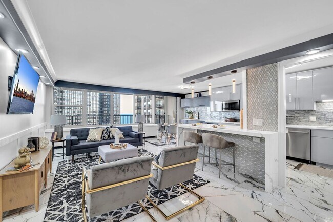 Building Photo - 400 E Randolph St