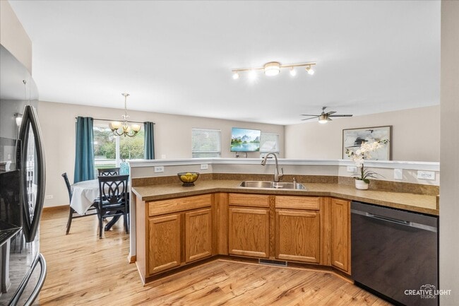 Building Photo - 2772 Cranston Cir
