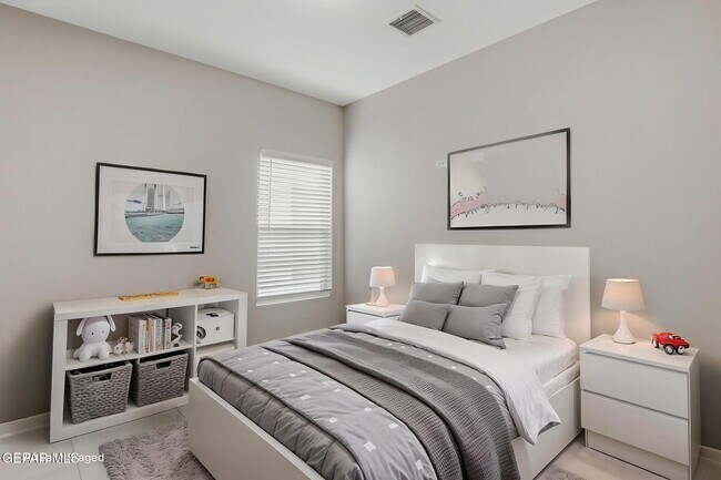 Building Photo - 151 N Halstead Dr