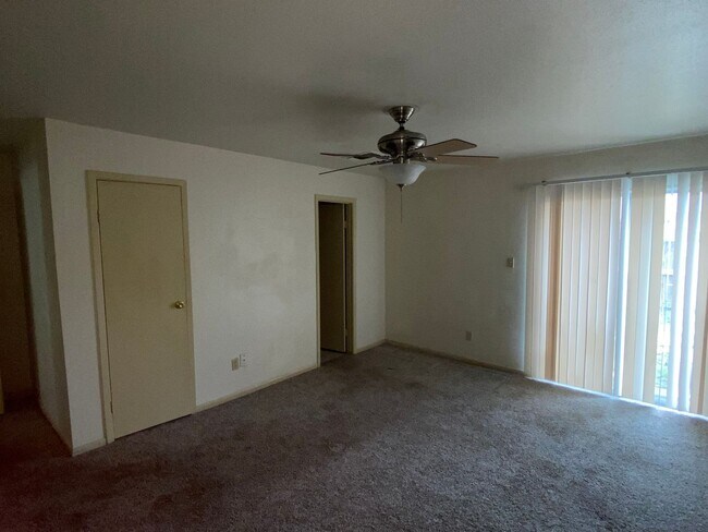 Building Photo - 4 Bedroom For Rent! $500 off the First month if you apply NOW!