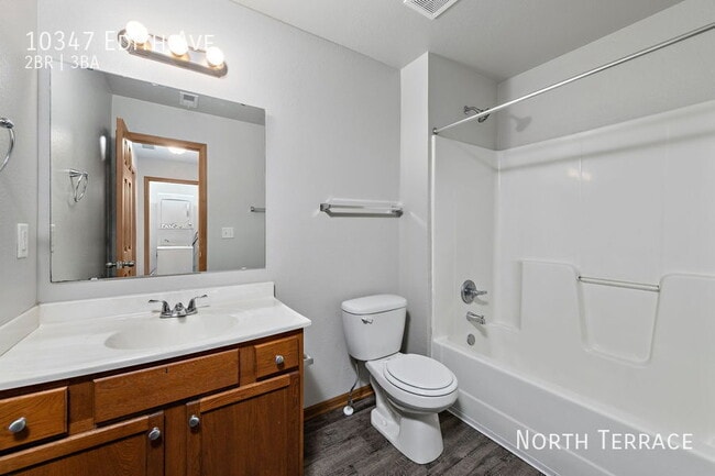 Building Photo - 10347 Edith Ave