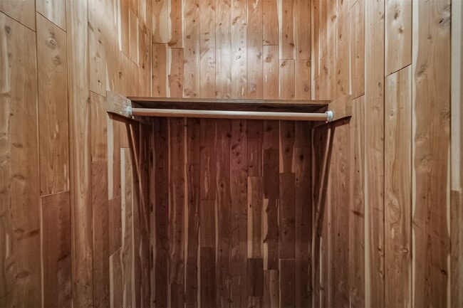 Building Photo - 3362 Continental Dr