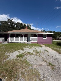 Building Photo - 3702/3708 Ogg Ave Brunswick