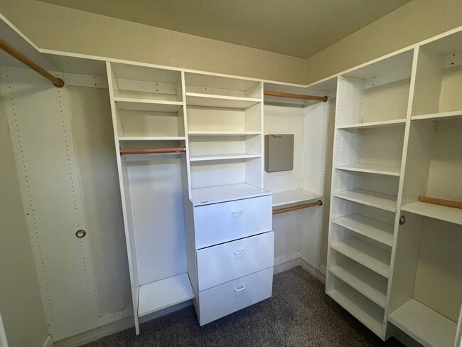 Building Photo - Single story home in convenient Salida!