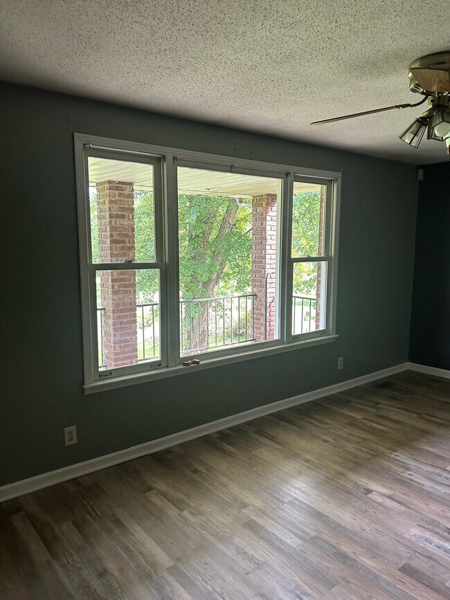 Building Photo - 3816 Blooming Grove Rd