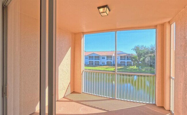 Building Photo - 4170 Central Sarasota Pkwy