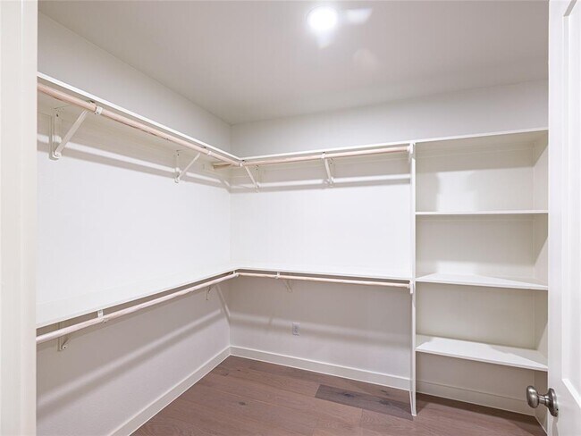 Building Photo - 11224 Pickard Ln