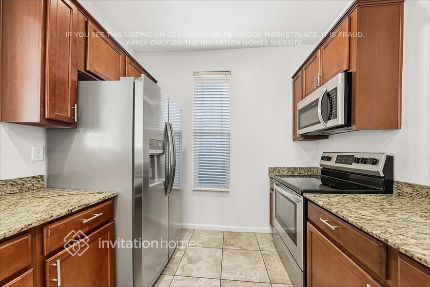 Building Photo - 1407 S Moccasin Trail