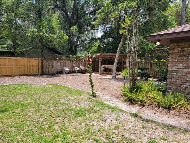 Building Photo - 2015 NW 38th Dr
