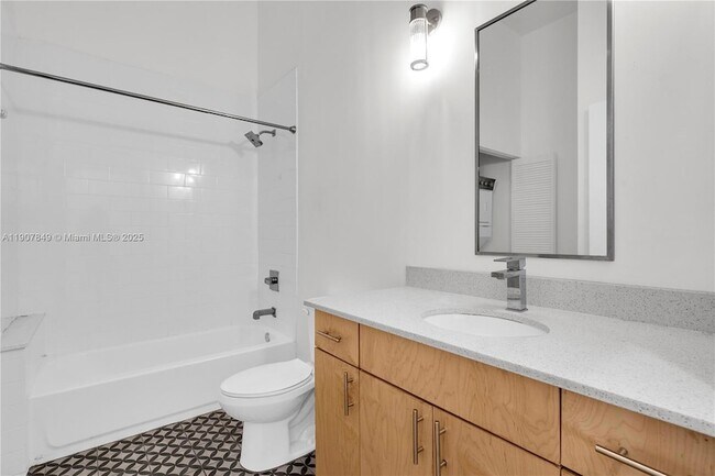 Building Photo - 761 NW 1st St