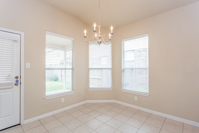 Building Photo - 14714 Salamanca Ct
