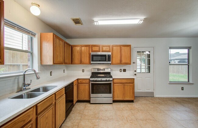 Building Photo - 18119 Dusty Terrace Ln