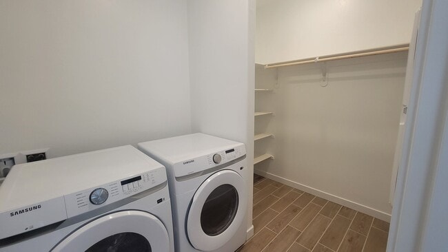 Building Photo - 12533 Camino Glorieta, Bakersfield, CA 93311