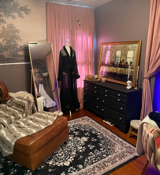 Building Photo - 6827 Windward St