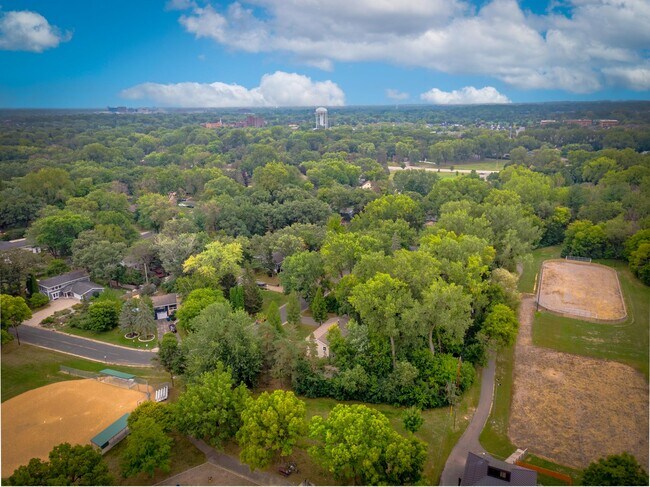 Building Photo - 1437 Wisconsin Ave N