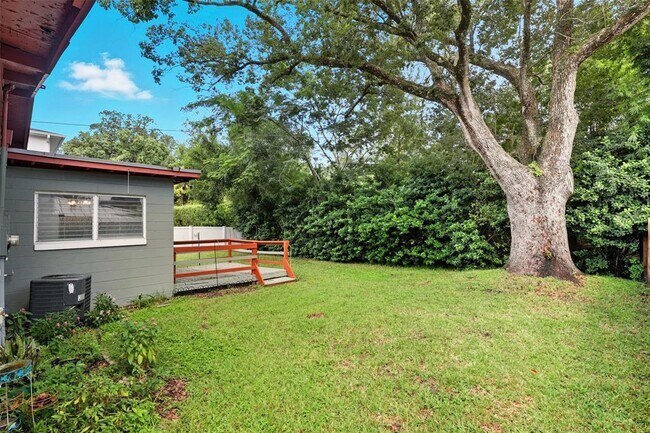 Building Photo - 1622 Arbor Park Dr