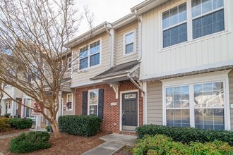 Building Photo - A Cozy 2bedroom Town home in Fort Mill