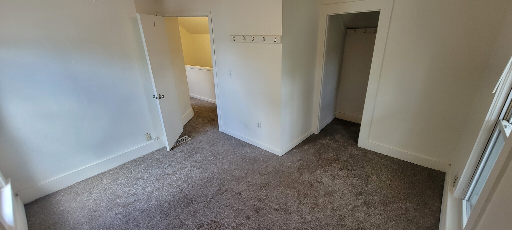 Building Photo - 121 Broadway St