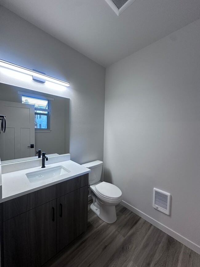 Building Photo - BRAND NEW 2 Bedroom - Available 5/5