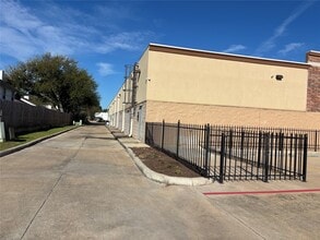 Building Photo - 12917 W Bellfort Ave