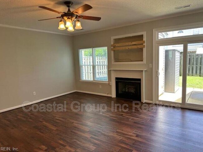 Building Photo - 2460 Dillingham Rd