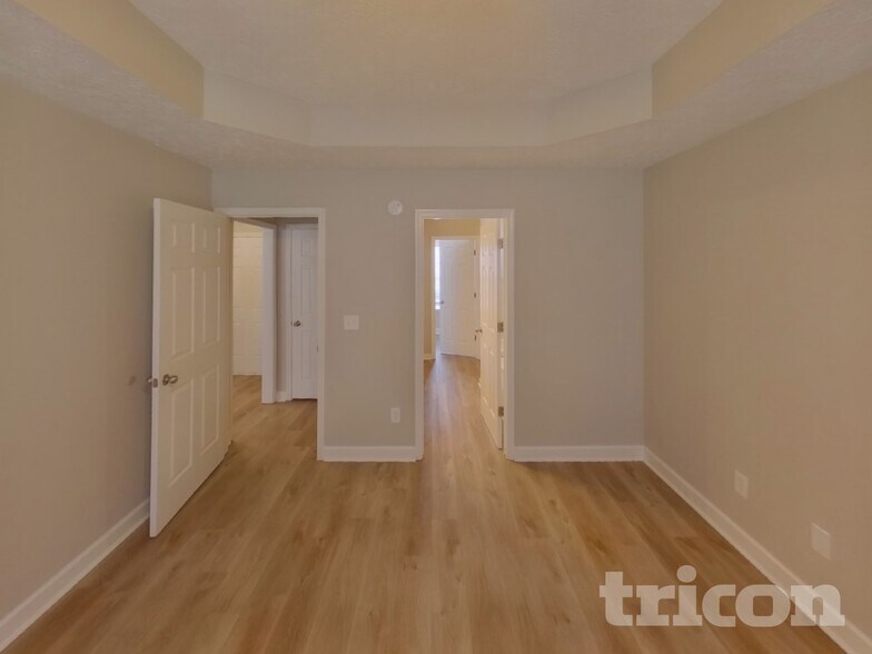 Building Photo - 1024 Stratus Dr