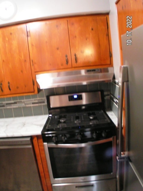 Building Photo - 1544 32nd St SW