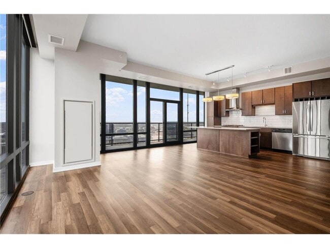 Building Photo - 497 S Marquette Ave