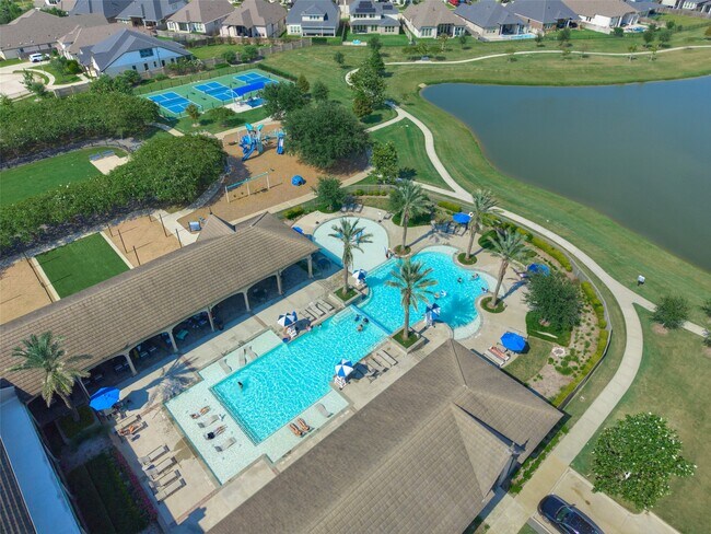 Building Photo - 20730 Open Range Ct