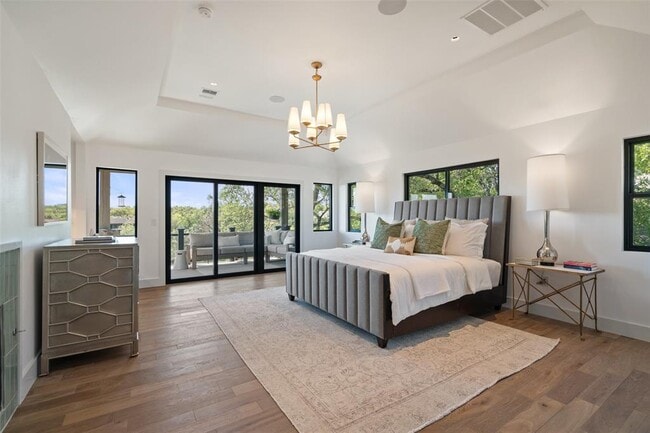 Building Photo - 5914 Cape Coral Dr