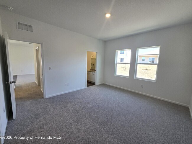 Building Photo - 12101 Kelly Ann Lp