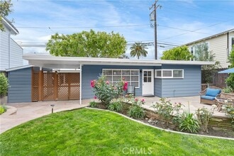 Building Photo - 479 Cypress Dr