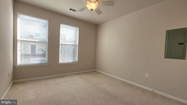 Building Photo - 9486 Virginia Center Blvd