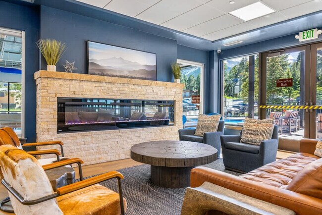 Building Photo - 535 South Park Avenue