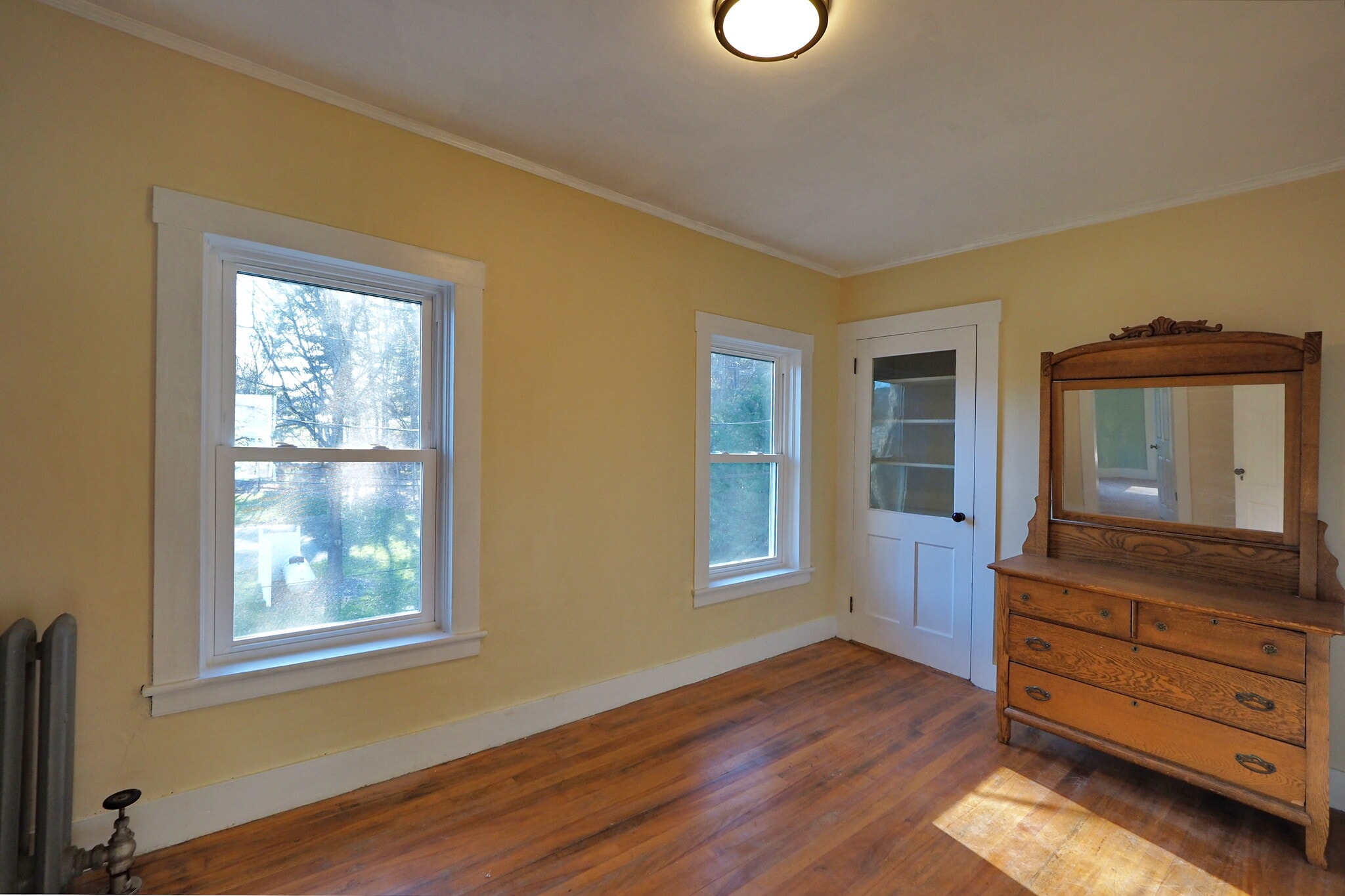 Dining room - 197 Western Ave