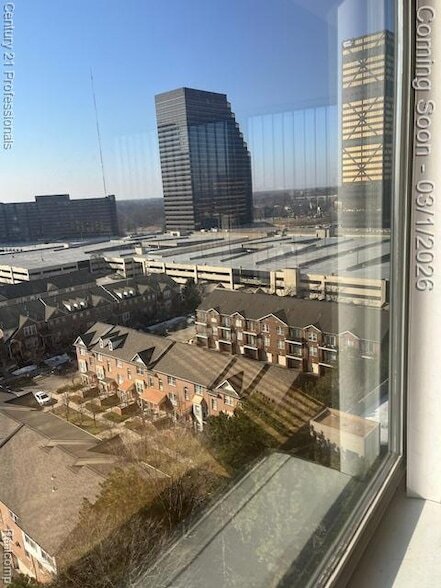 Building Photo - 5000 Town Center Dr