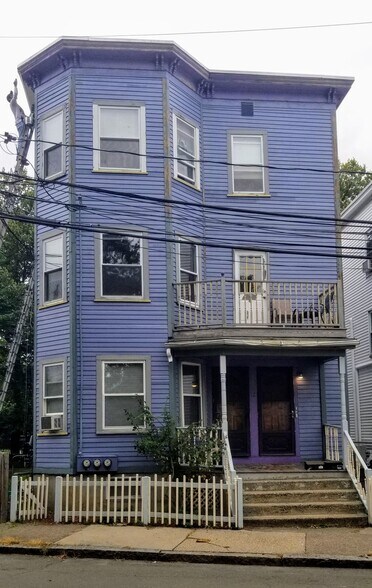 Building Photo - 12 Leland St