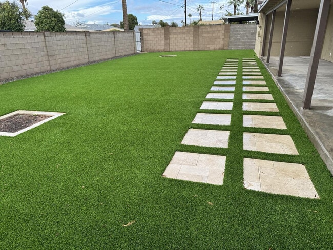 Building Photo - 6843 E Loma Land Dr