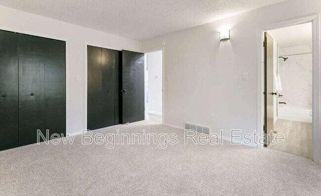 Building Photo - 2319 Stepping Stones Way