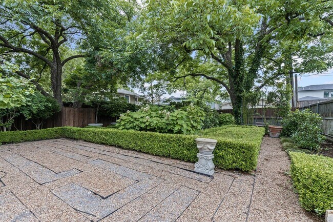 Building Photo - 5609 Vickery Blvd