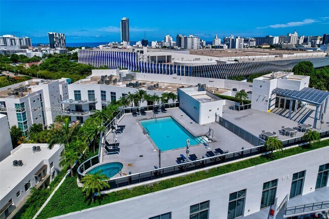 Building Photo - 2001 Meridian Ave